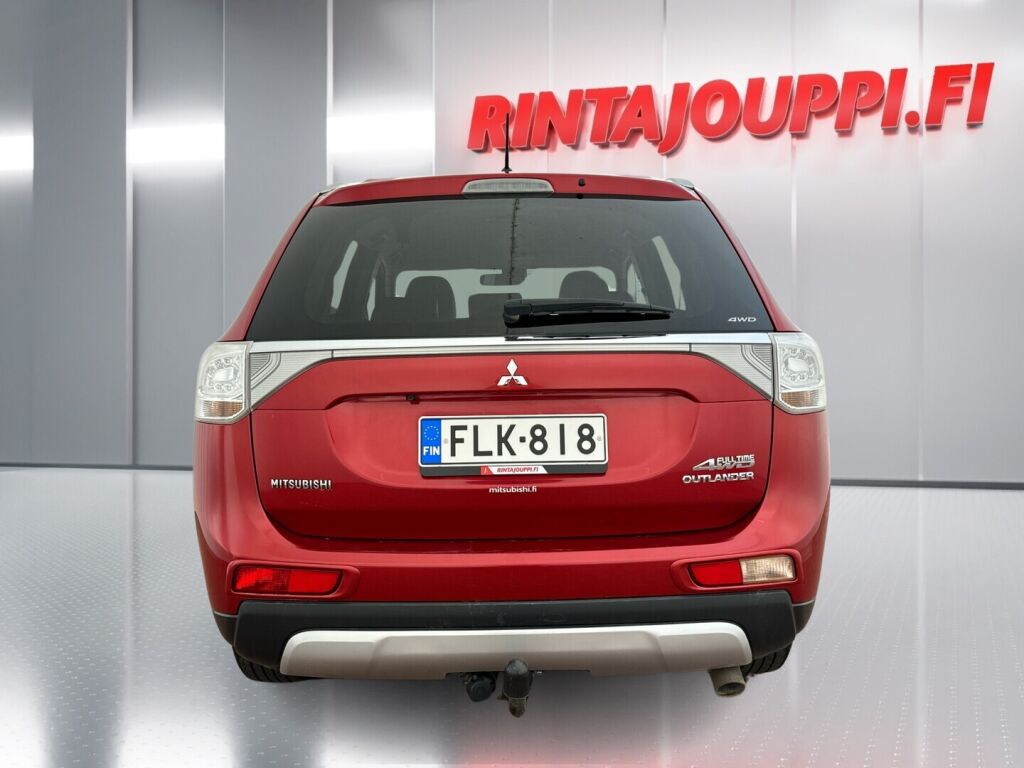 Mitsubishi Outlander 2014 Punainen