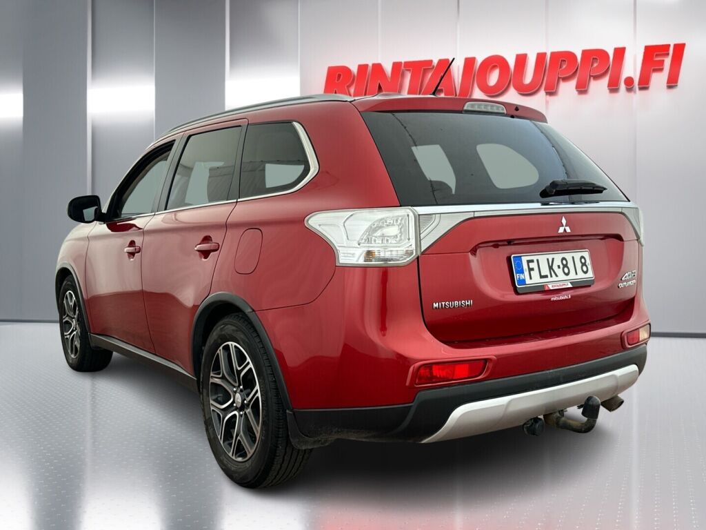 Mitsubishi Outlander 2014 Punainen