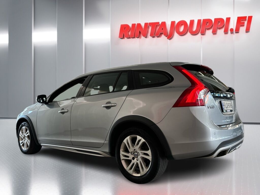 Volvo V60 Cross Country 2016 Harmaa