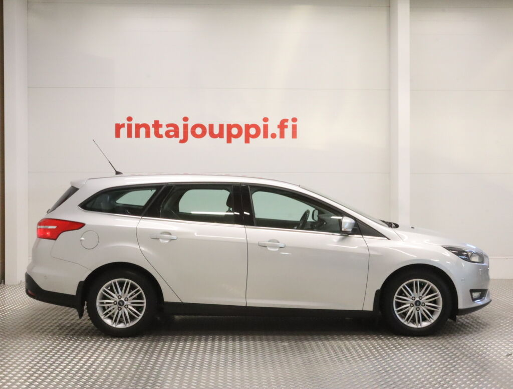 Ford Focus 2016 Harmaa