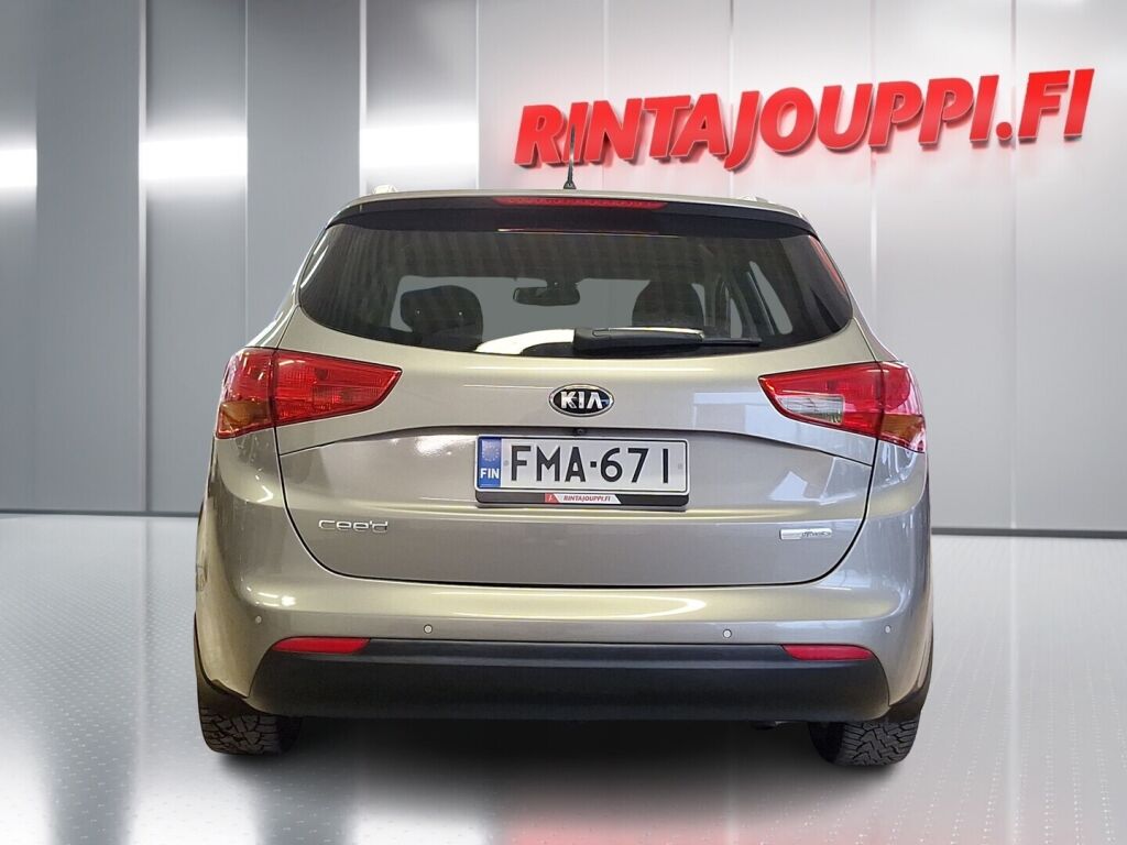 Kia Ceed 2015 Hopea