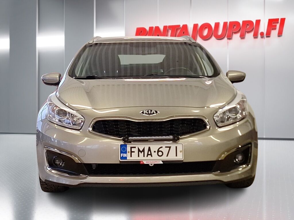 Kia Ceed 2015 Hopea