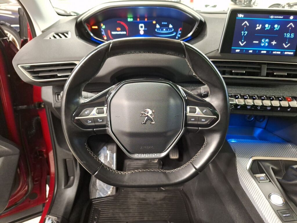 Peugeot 3008 2017 Punainen