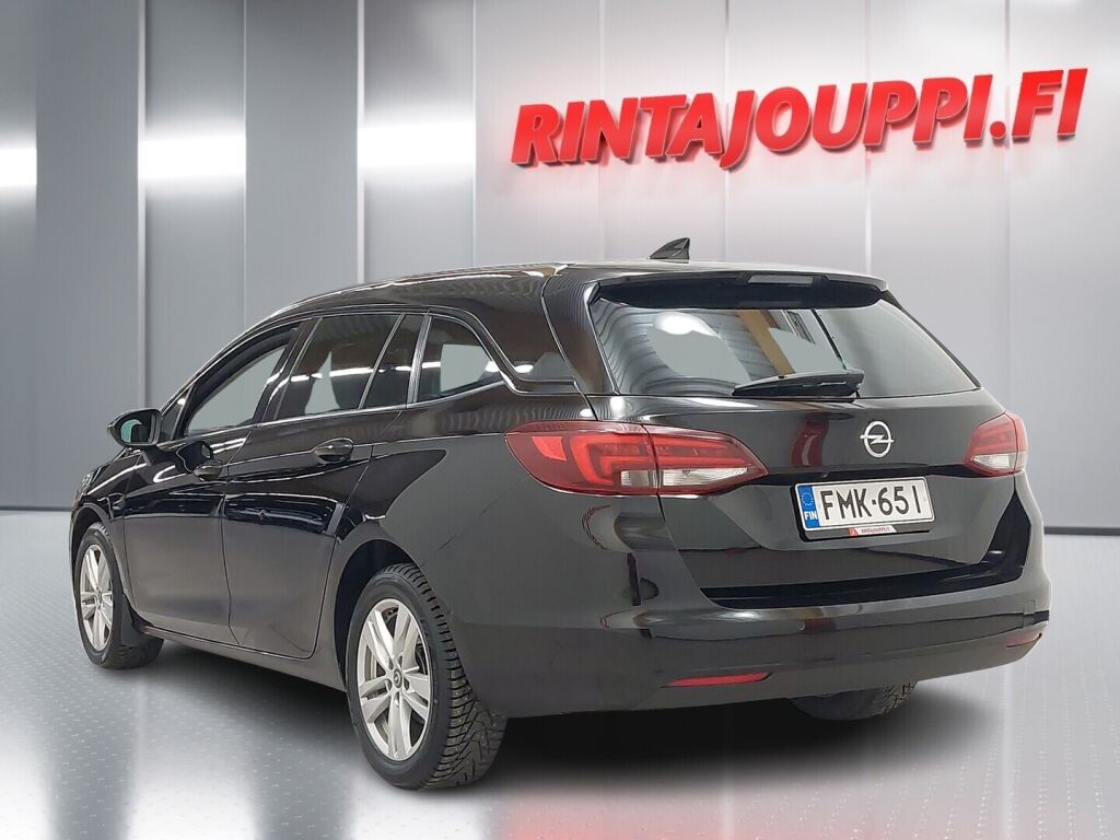 Opel Astra 2016 Musta