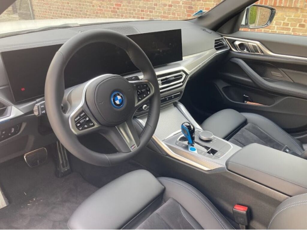 BMW i4 2023 