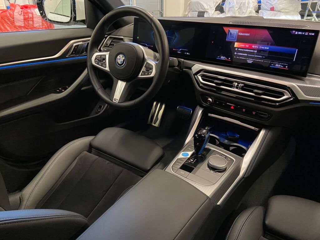 BMW i4 2023 