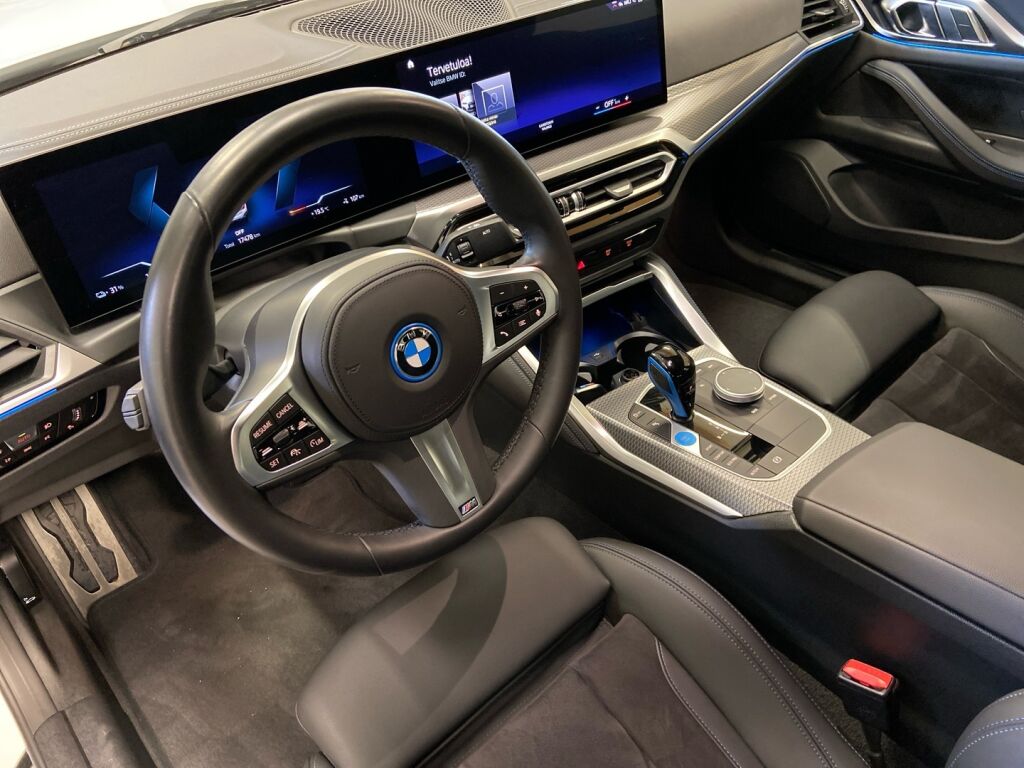 BMW i4 2023 