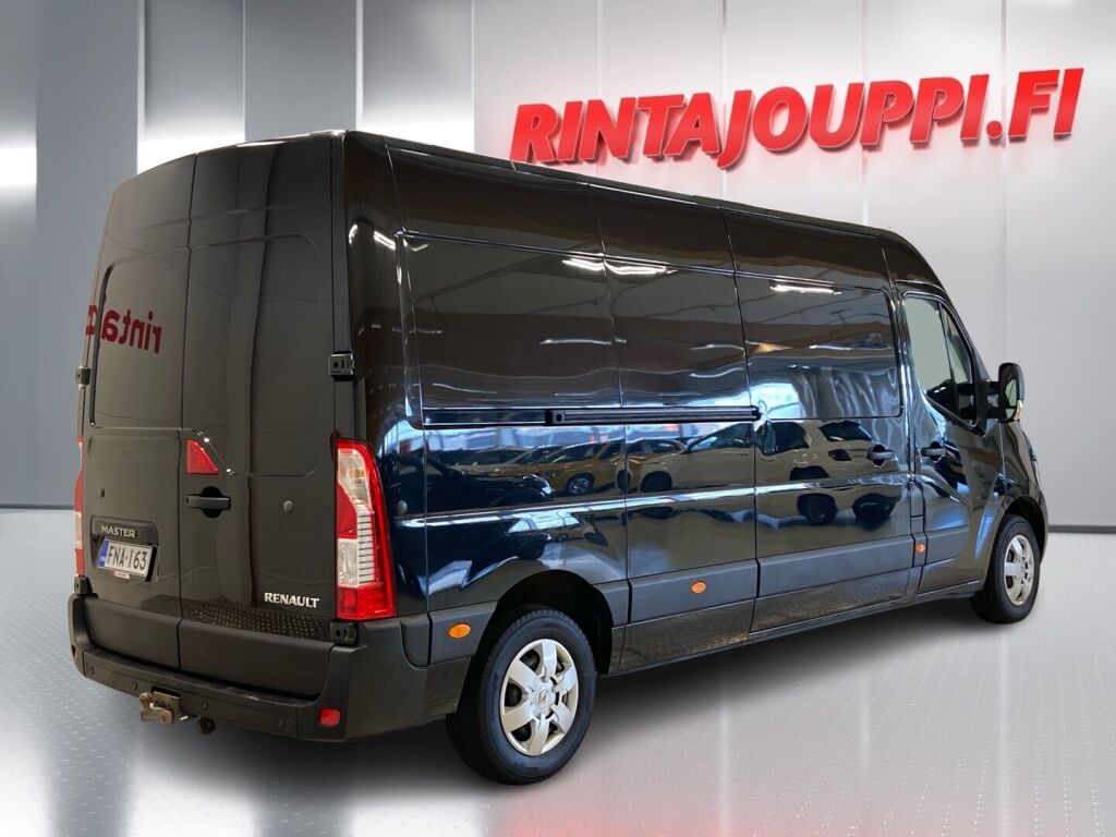 Renault Master 2018 Musta