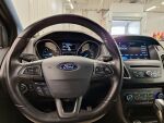 Ford Focus 2018 Punainen