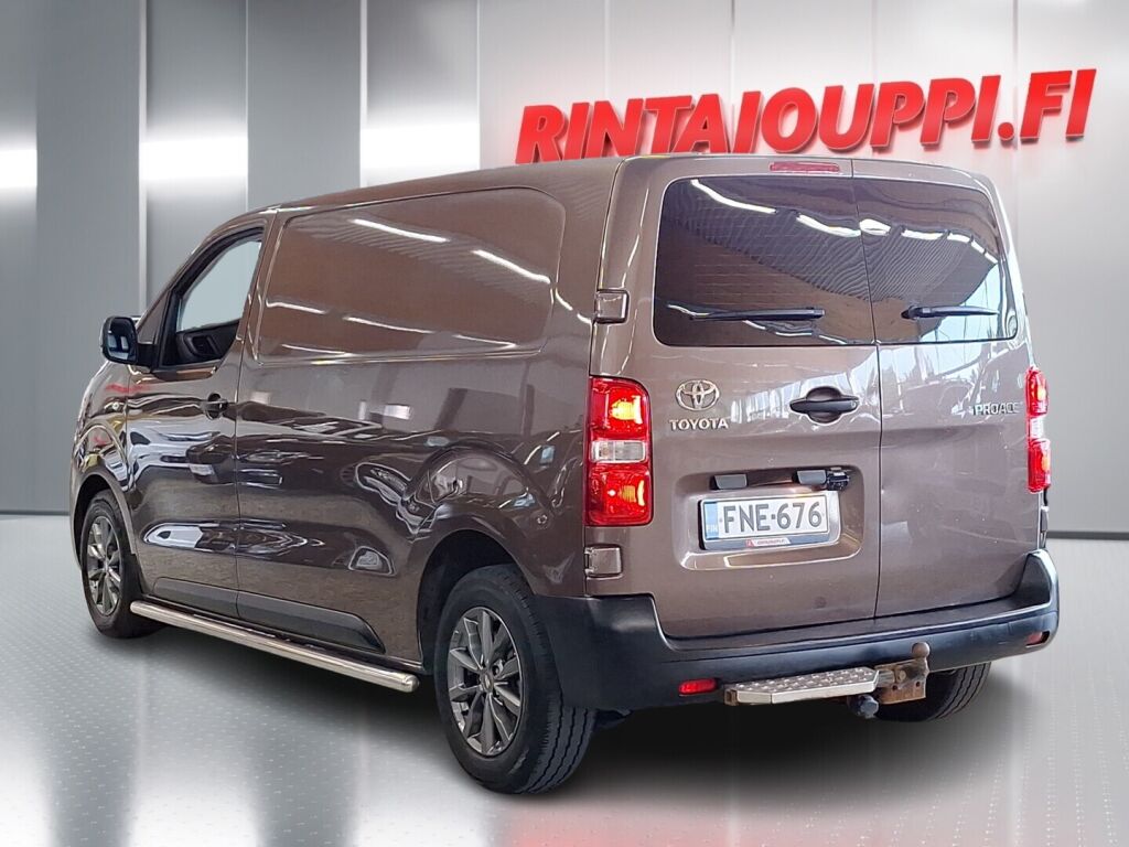 Toyota Proace 2018 Ruskea (beige)