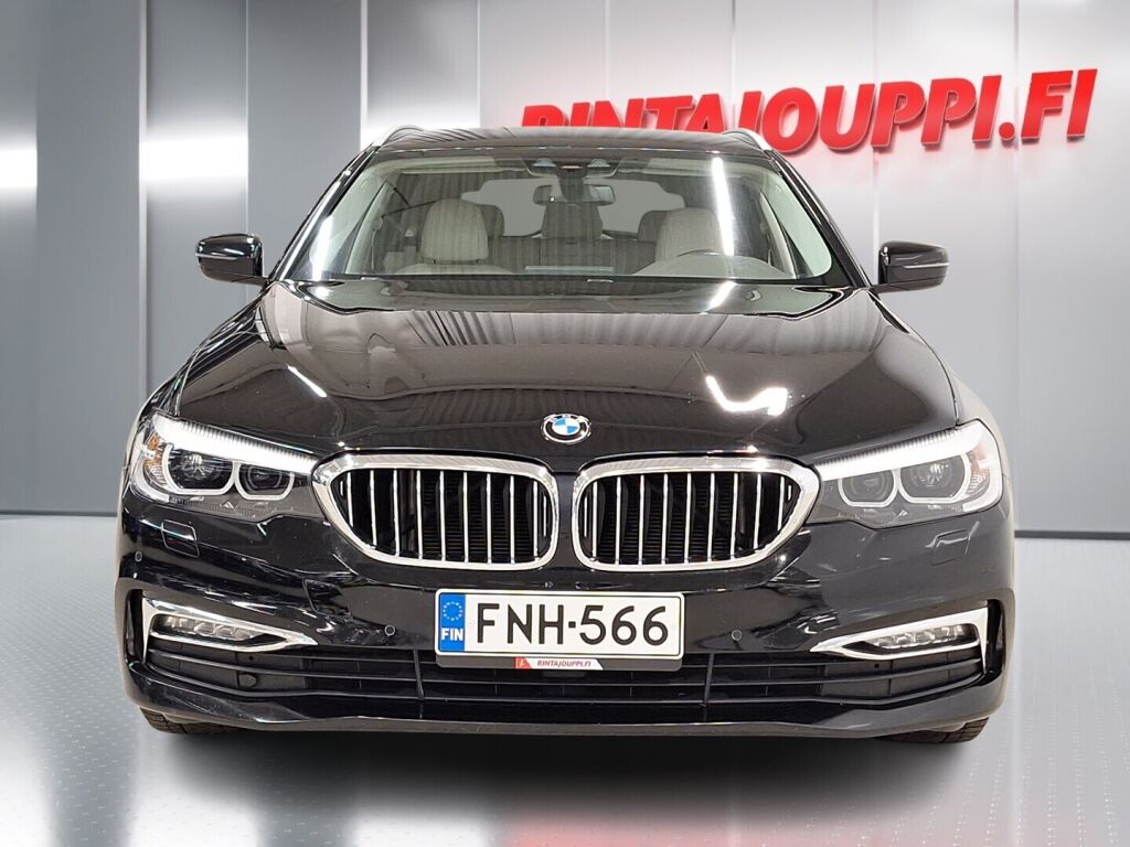 BMW 520 2018 Musta