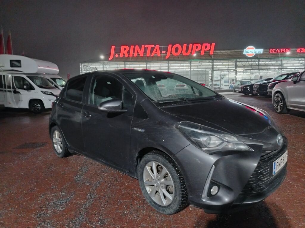 Toyota Yaris 2018 Harmaa