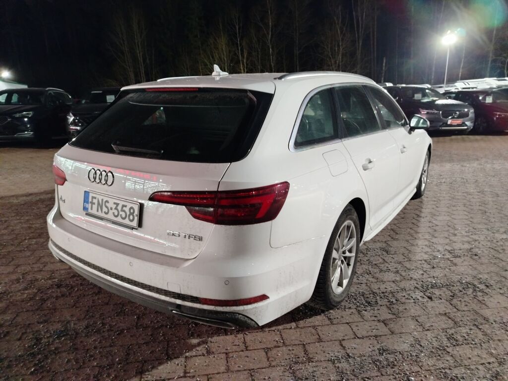 Audi A4 2019 Valkoinen