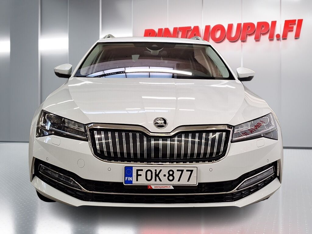 Skoda Superb 2020 Valkoinen