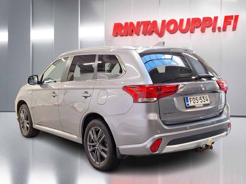 Mitsubishi Outlander 2018 Harmaa