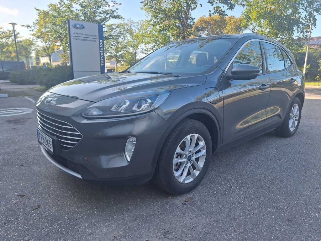 Ford Kuga 2021 Harmaa