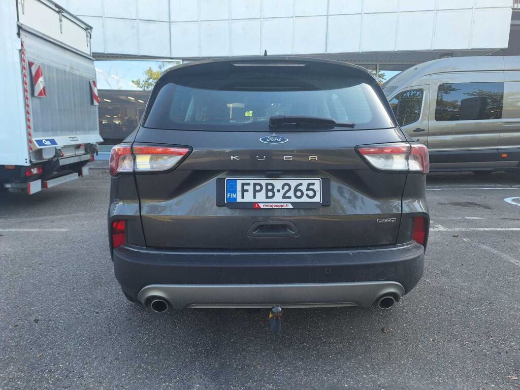 Ford Kuga 2021 Harmaa