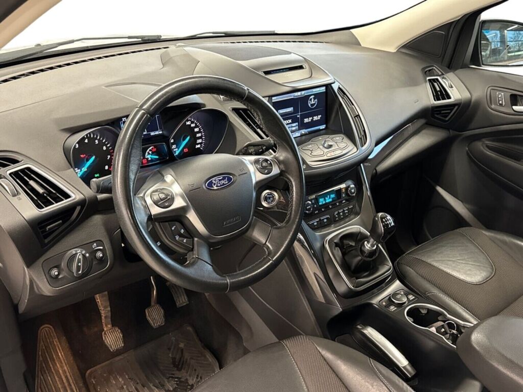 Ford Kuga 2017 Valkoinen