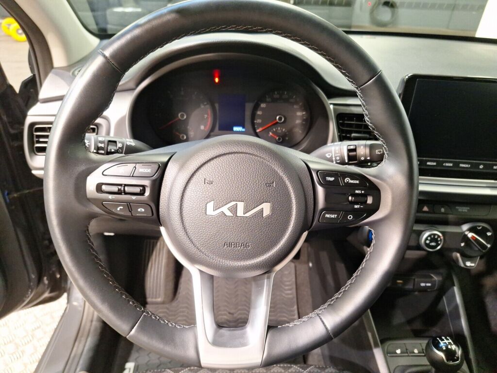 Kia Rio 2023 