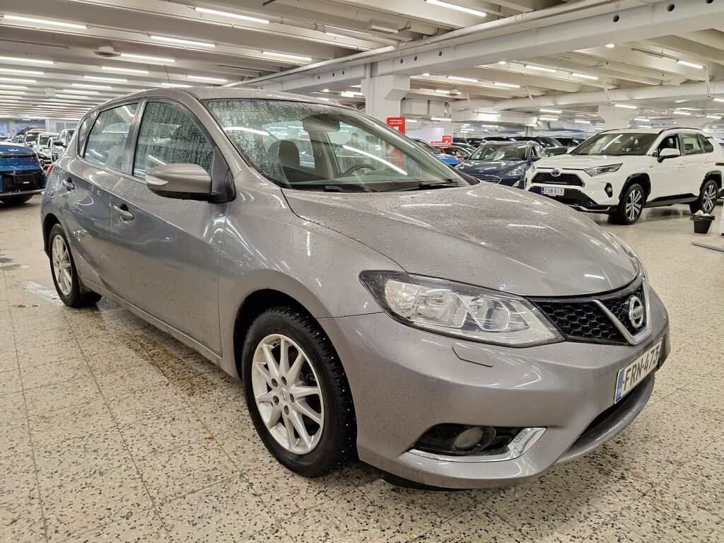 Nissan Pulsar 2016 Harmaa