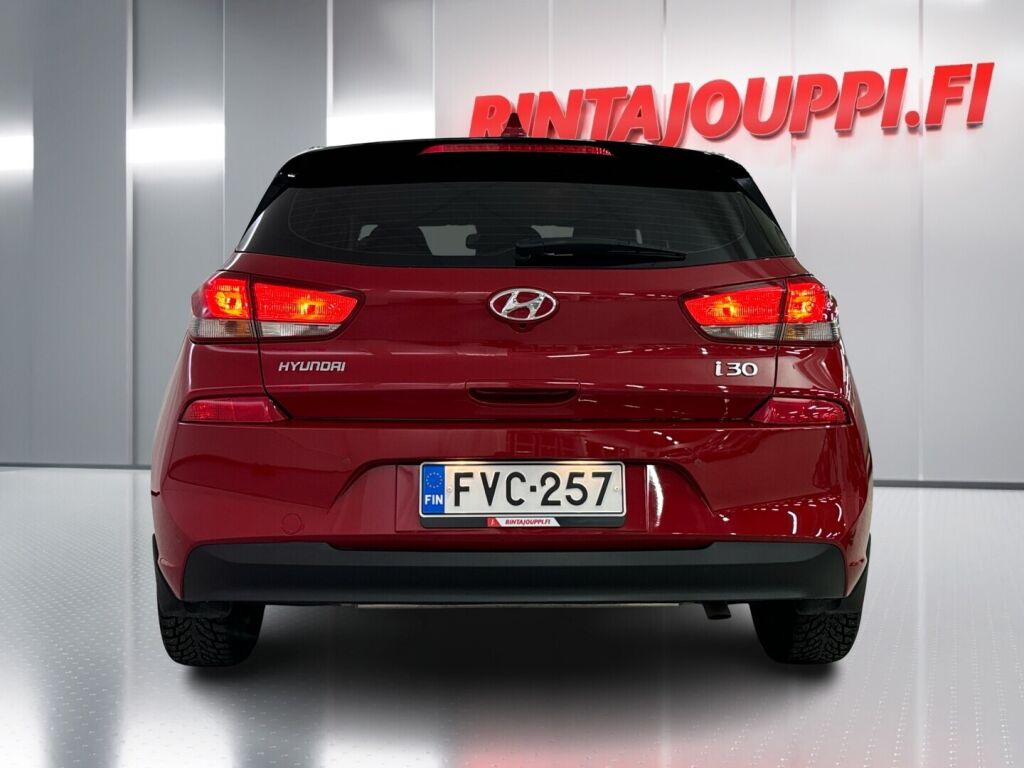 Hyundai i30 Hatchback 2020 Punainen