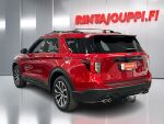 Ford Explorer 2021 Punainen