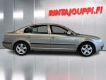 Skoda Superb 2008 Ruskea (beige)