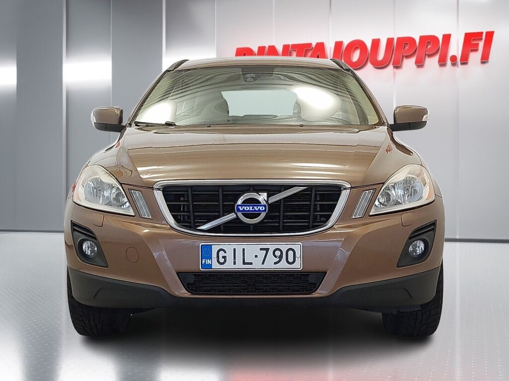 Volvo XC60 2009 Ruskea (beige)