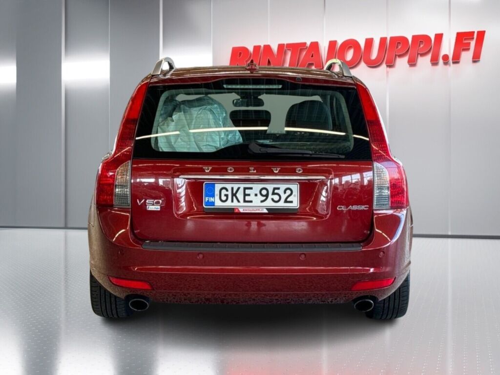 Volvo V50 2012 Metallinhohto Punainen