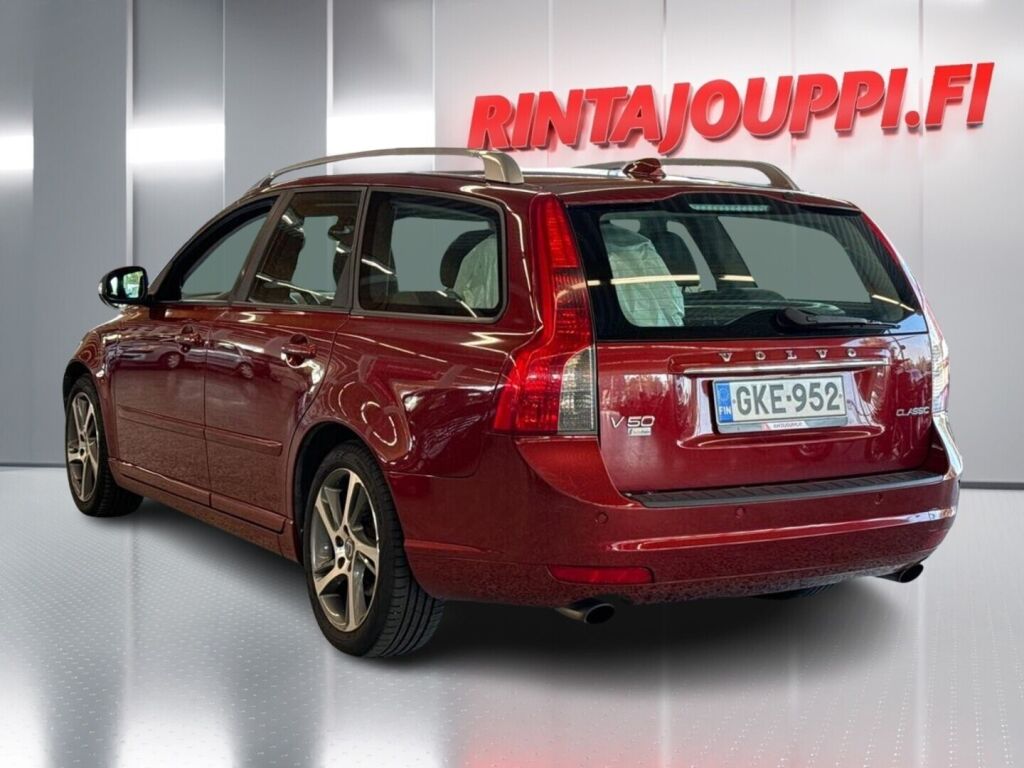 Volvo V50 2012 Metallinhohto Punainen