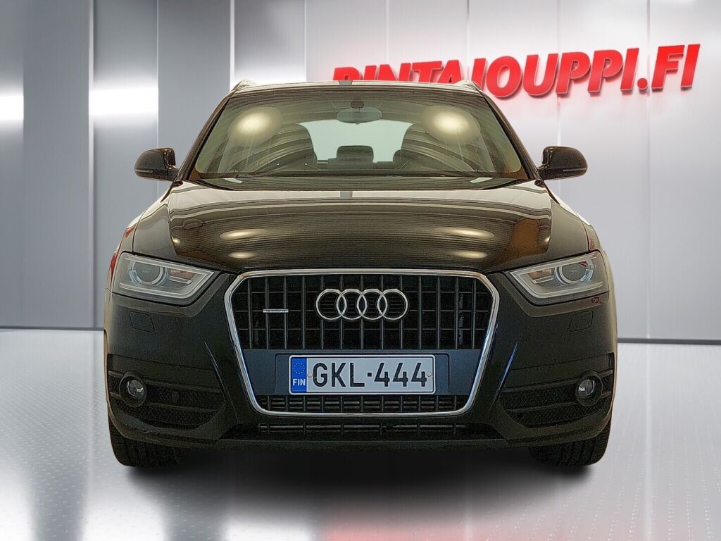 Audi Q3 2012 Musta