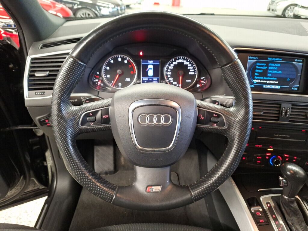 Audi Q5 2009 Musta