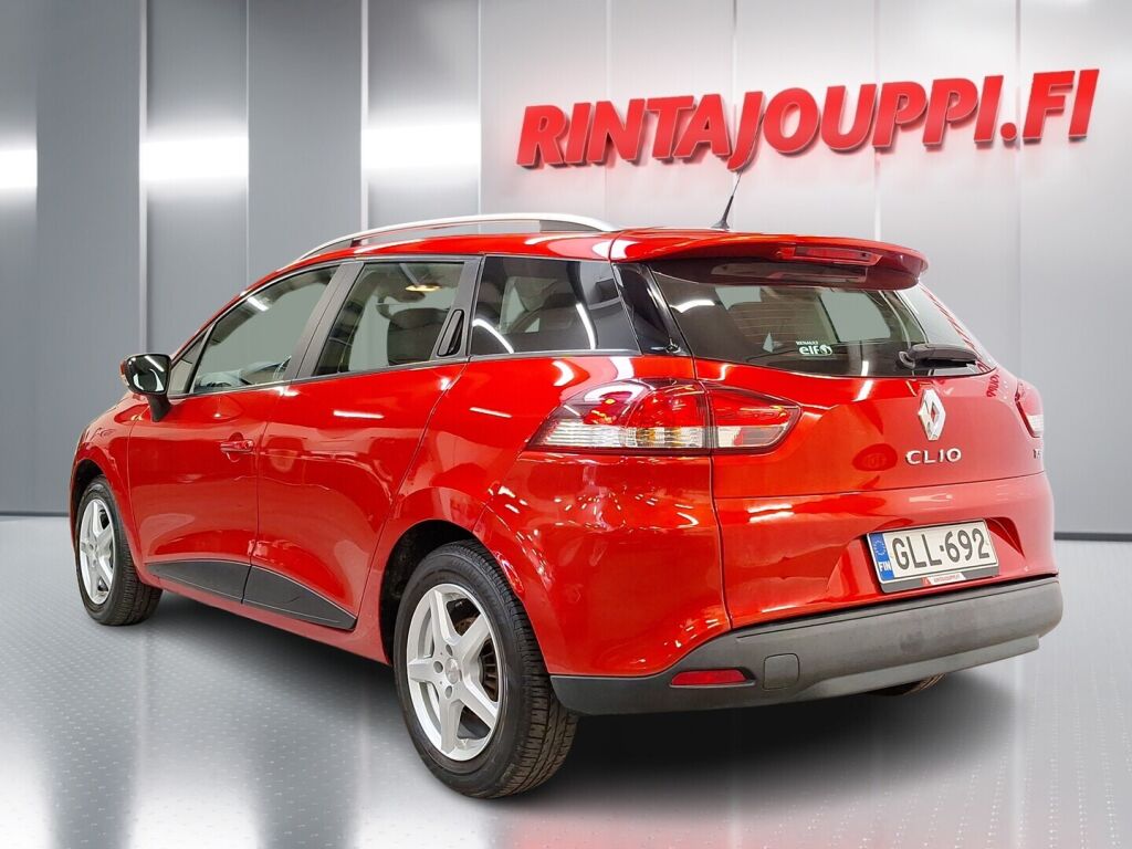 Renault Clio 2015 Punainen