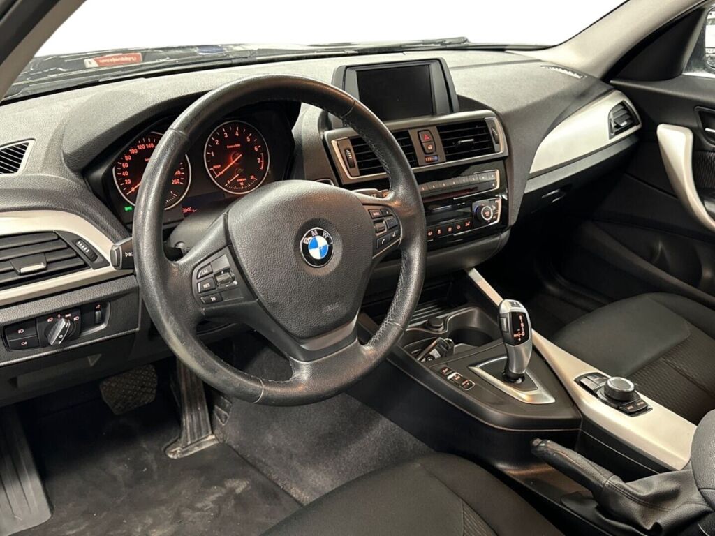 BMW 118 2016 Musta