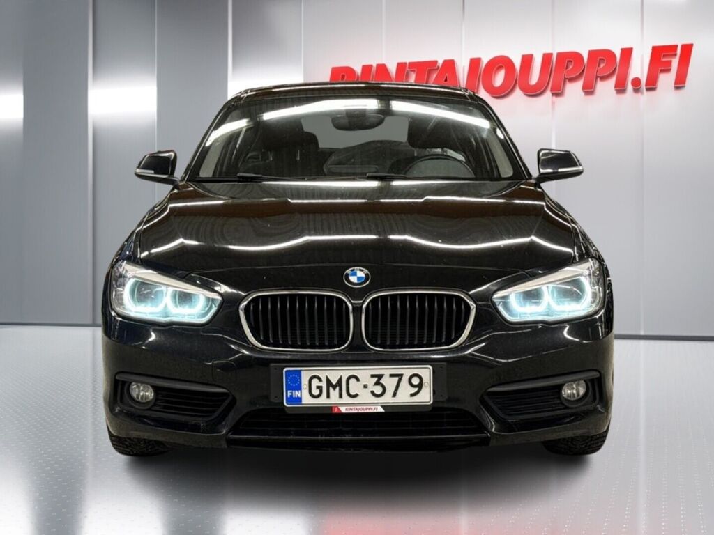 BMW 118 2016 Musta