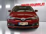 Toyota Auris 2017 Punainen