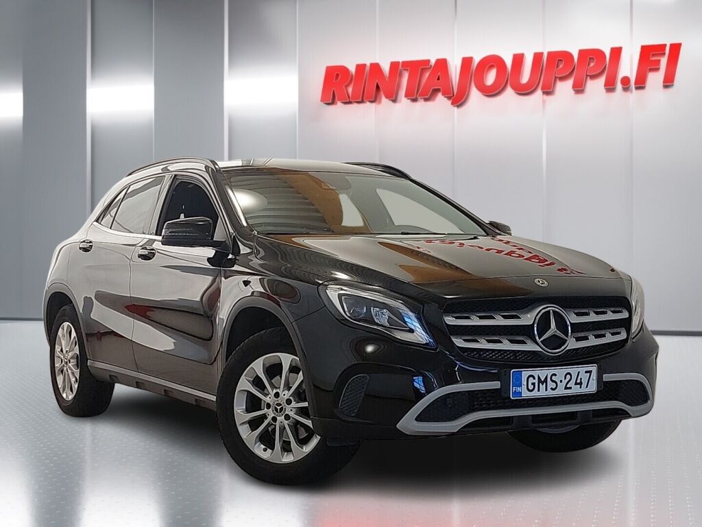 Mercedes-Benz GLA 2017 Musta