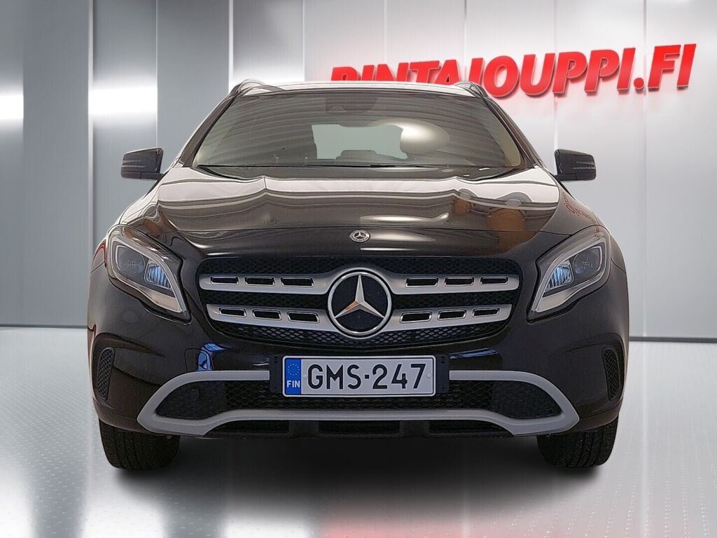 Mercedes-Benz GLA 2017 Musta