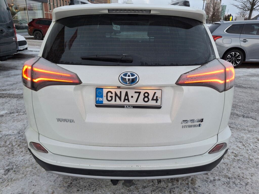 Toyota RAV4 2018 Valkoinen