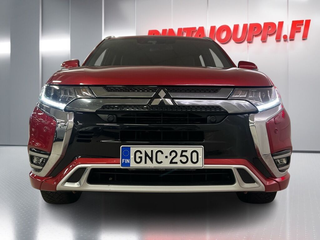 Mitsubishi Outlander PHEV 2019 Punainen