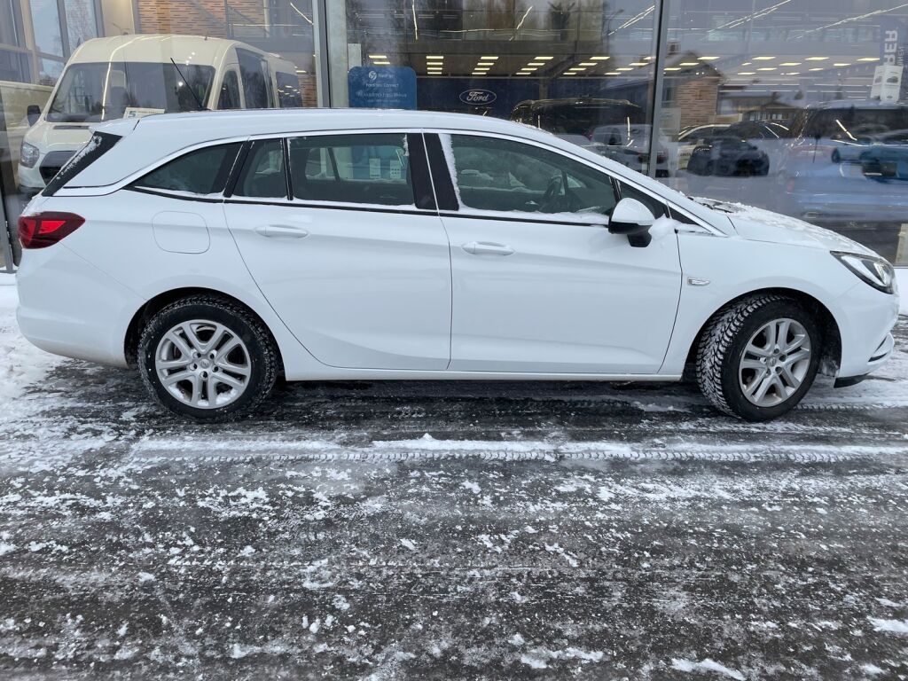 Opel Astra 2020 Valkoinen