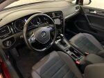 Volkswagen Golf 2020 Punainen