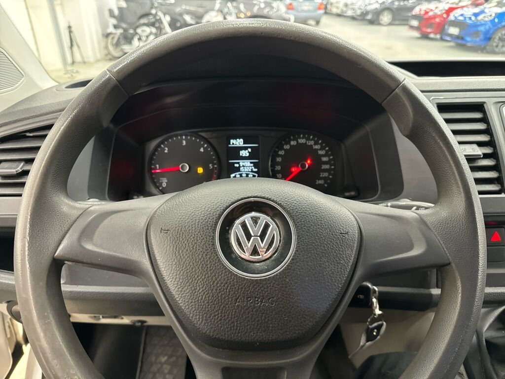 Volkswagen Transporter 2019 Valkoinen