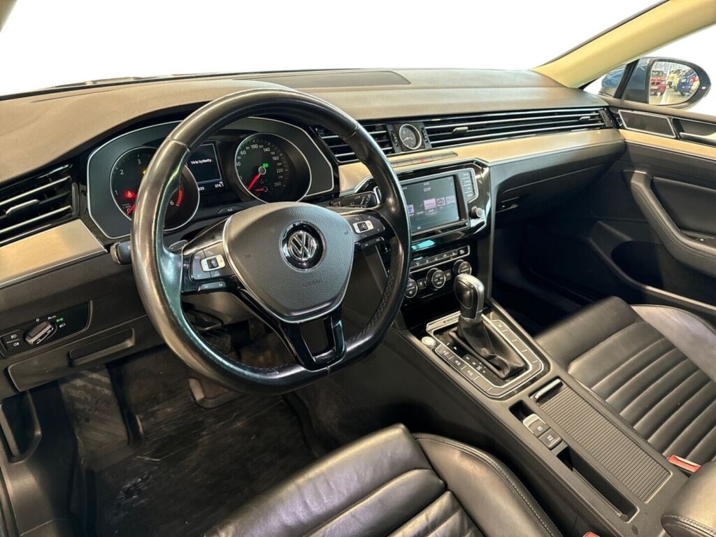 Volkswagen Passat 2017 Sininen