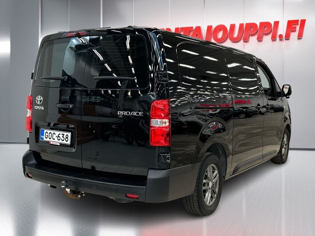 Toyota Proace 2022 Musta