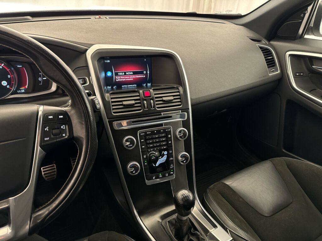 Volvo XC60 2015 Valkoinen