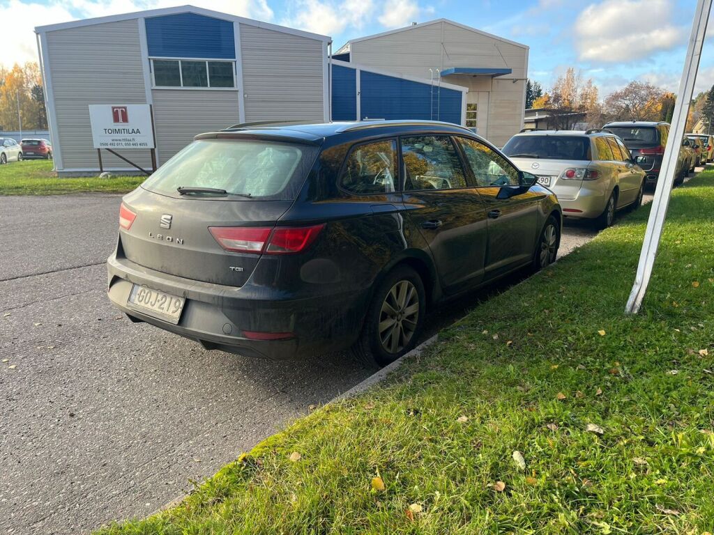 Seat Leon 2019 Musta