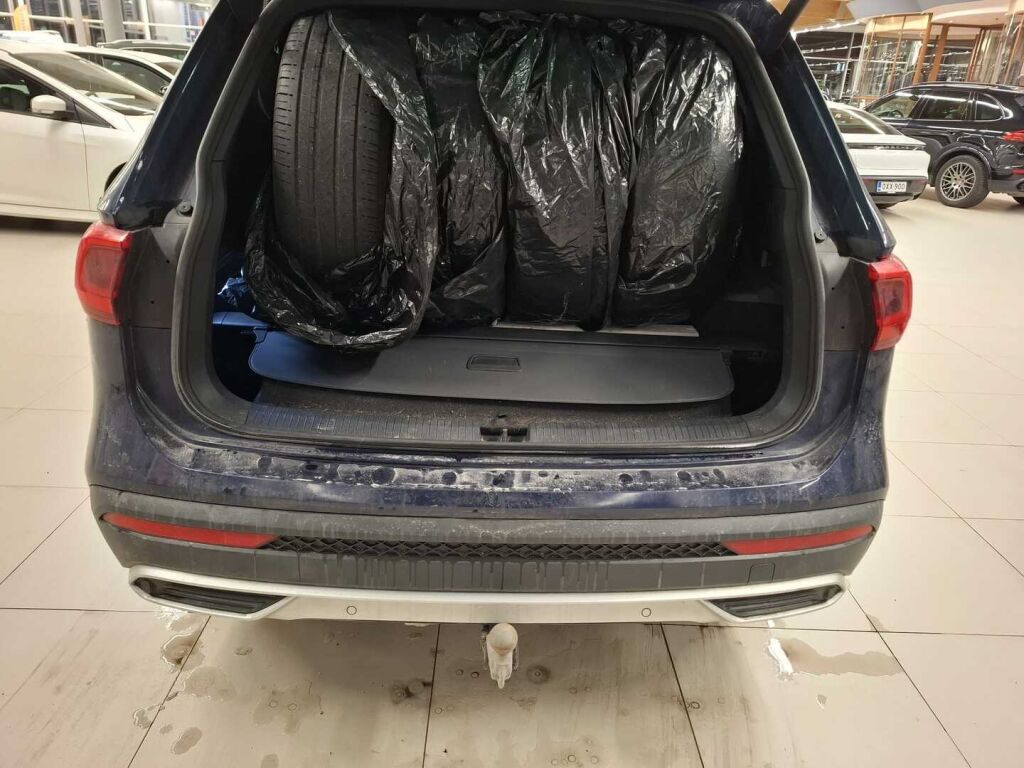 Seat Tarraco 2021 Sininen