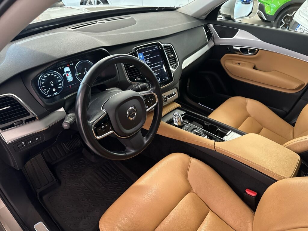 Volvo XC90 2016 Ruskea (beige)