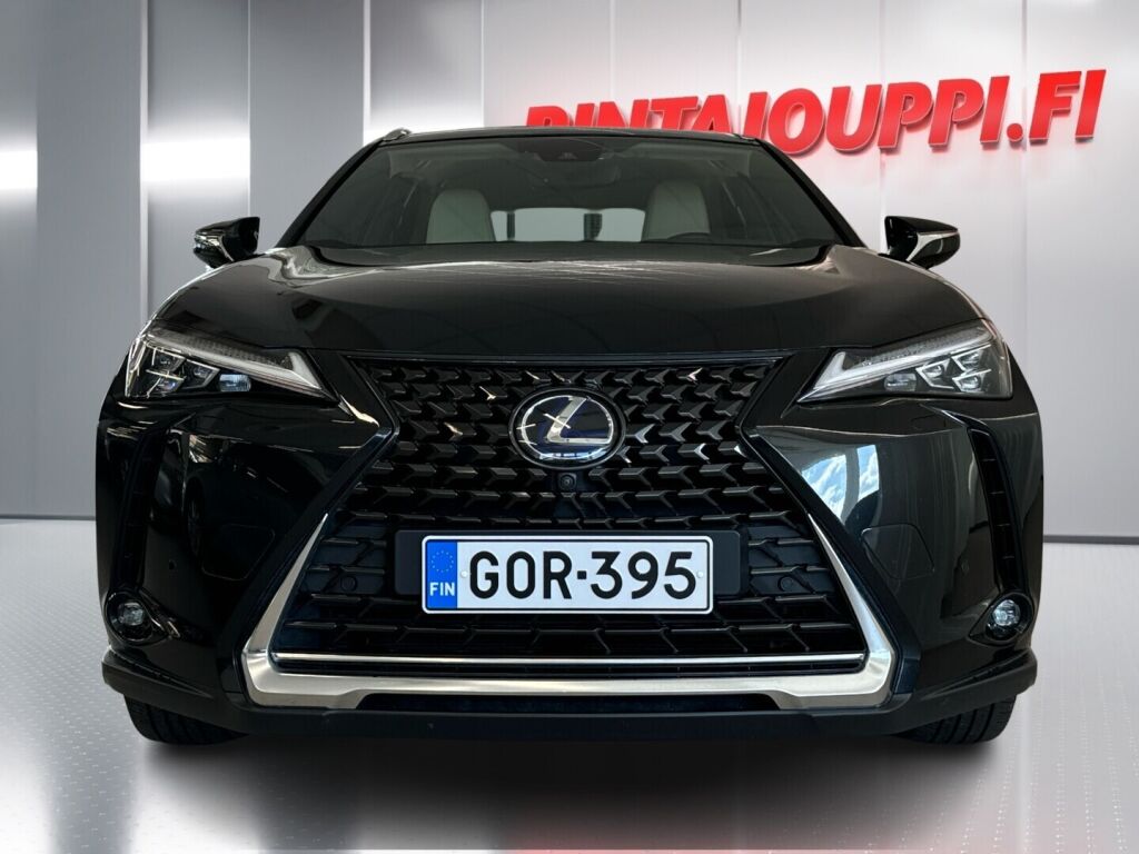 Lexus UX 2021 Musta